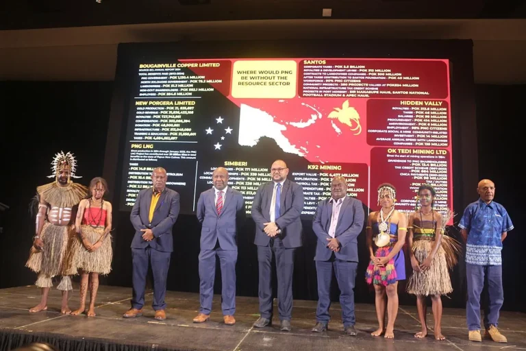 Comp PNG Resources Golden Exhibition converted