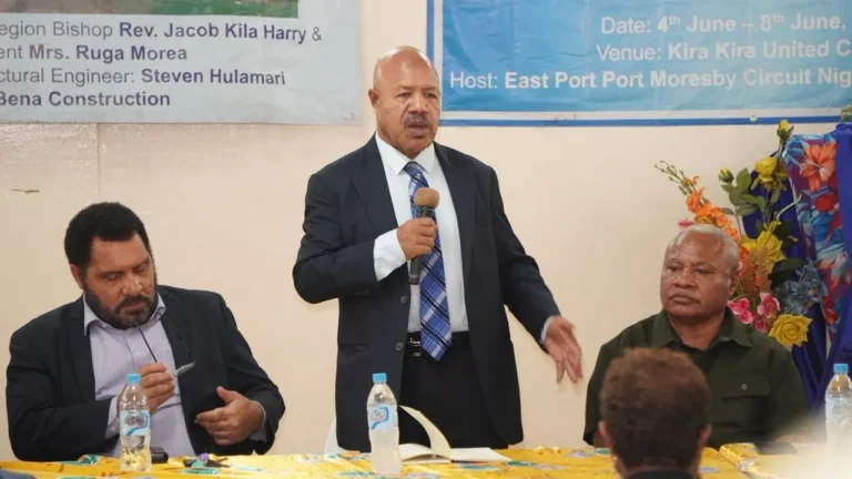 NCD Governor, Hon. Powes Parkop addressing the Hanuabada and Motu Koita community.